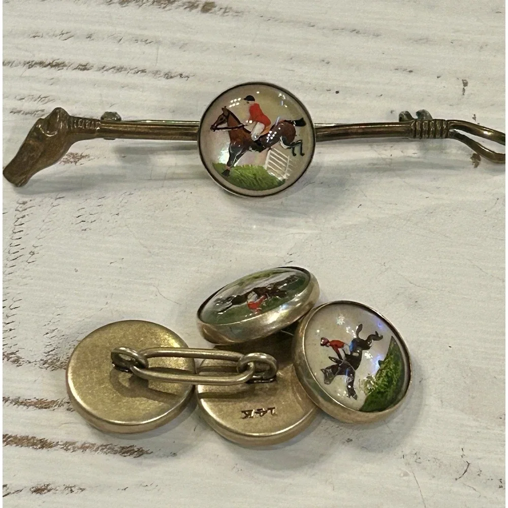 Antique VTG Intaglio Reverse Essex Crystal Horse Jockey Bar Pin Derby   C-Clasp